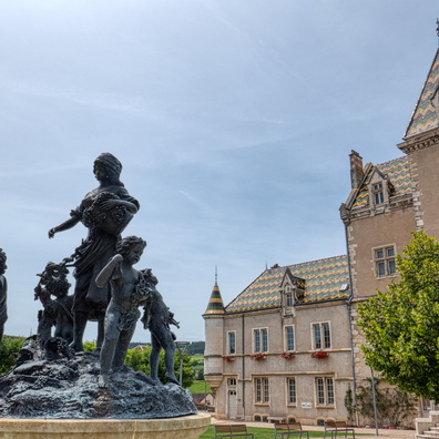 Cycling in Burgundy