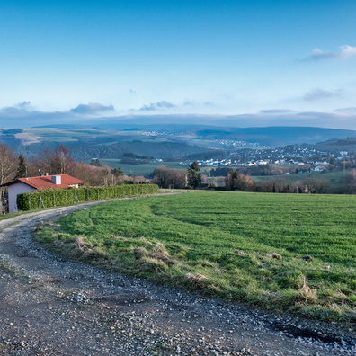 Track near Pluwig