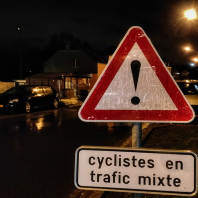 "Cyclistes en trafic mixte": the killing joke