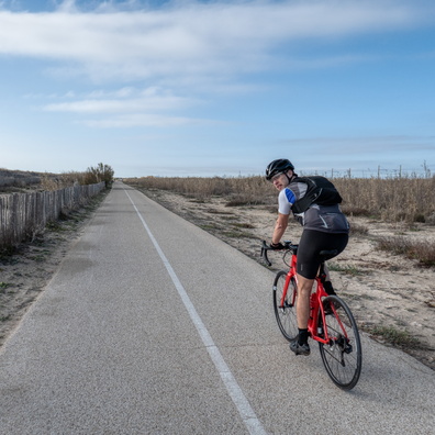 Cycling along the sea near Sète