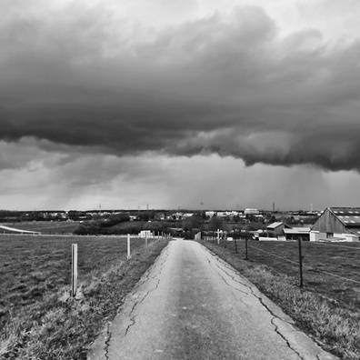 Nearby thunderstorm