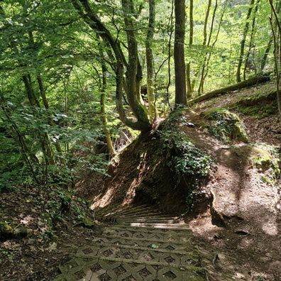 Steps along Autopédestre Dudelange 2