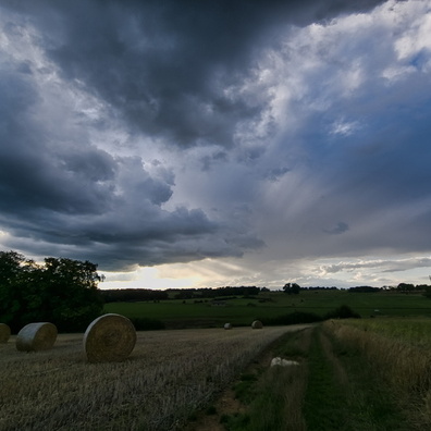 Threatening sky near Septfontaines