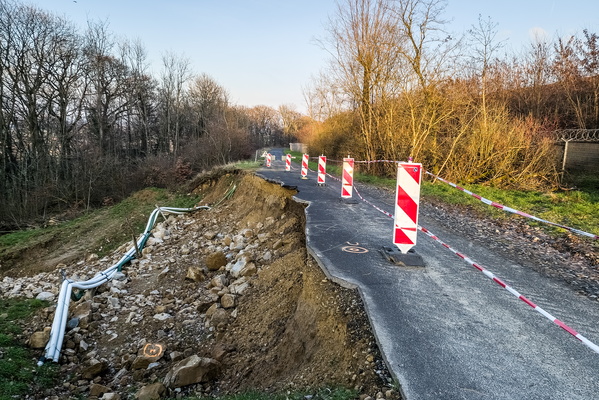 Collapsed road near Senningen