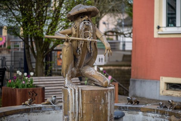 Kropemann sculpture, Redange