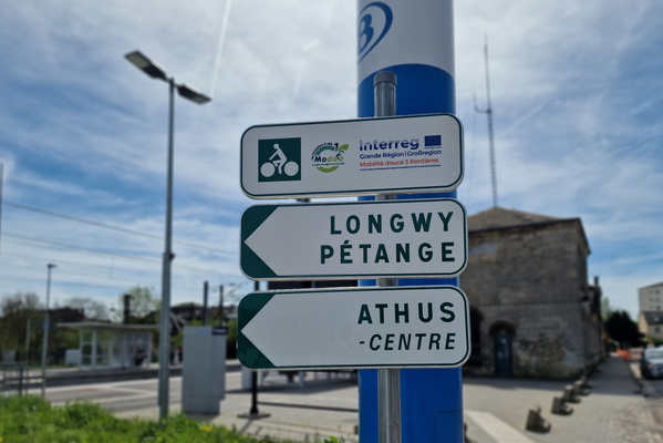 French cycling sign in Belgium
