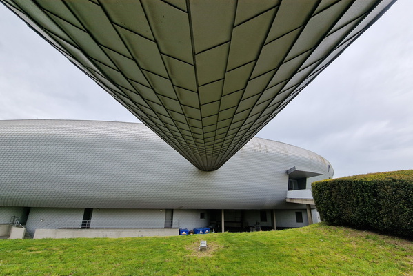 Les Thermes, Strassen