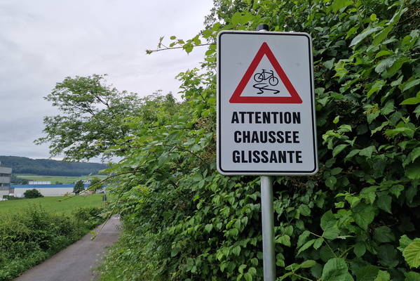 Slippery sign