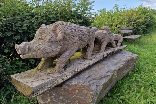 Wild boars sculpture