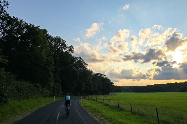 Towards Hesperange at golden hour