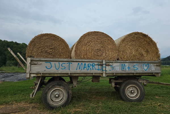 Hitched and haystacked: just married in rustic style