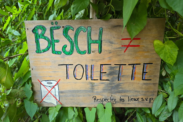 Bësch != toilette
