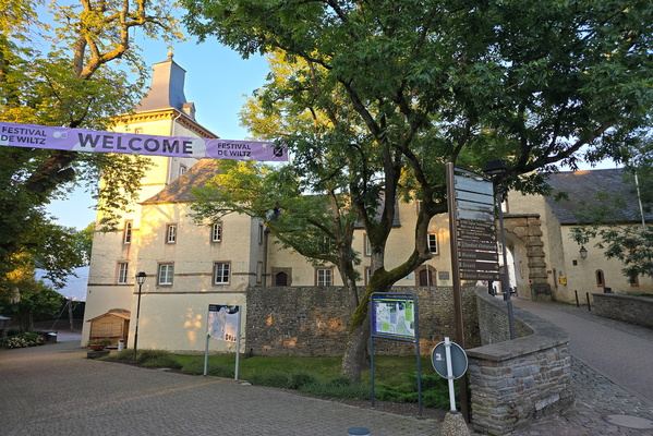 Welcome to the castle (and the festival)