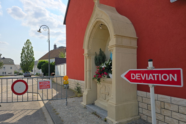 Roadblock roulette: the detour that keeps on giving