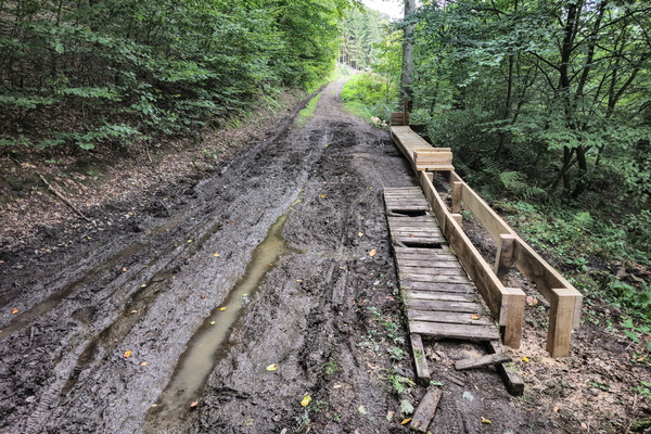 Slip 'n' slide trail