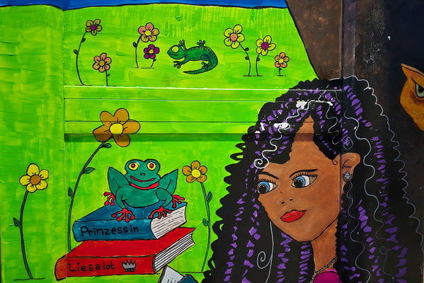 Froggy books and princess looks