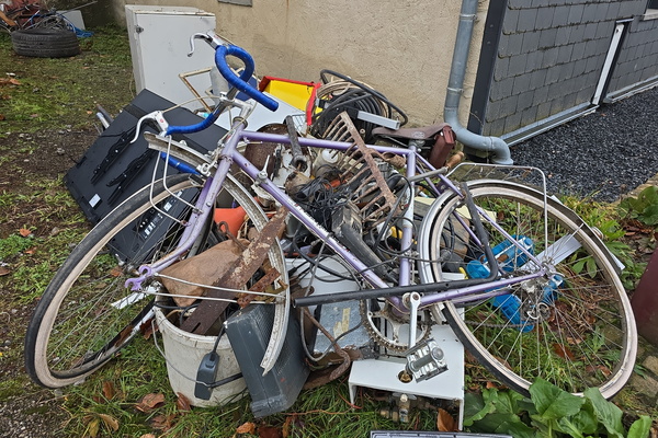 A Bicycle Graveyard, a junkyard of Dreams