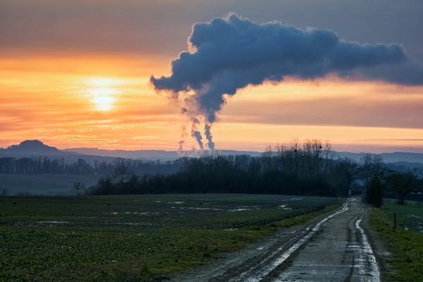 Chasing the Sunset with a Cloud of Smoke