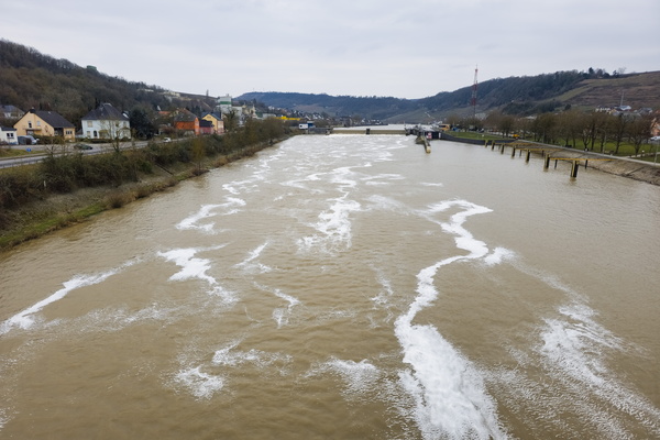 Hydraulic Discharge and Surface Turbulence