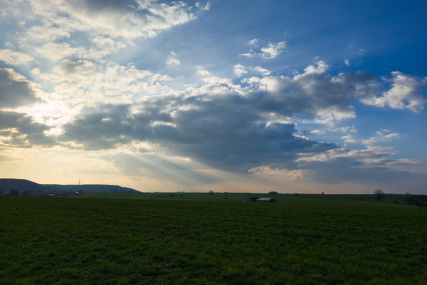 The Dance of Sun and Cloud